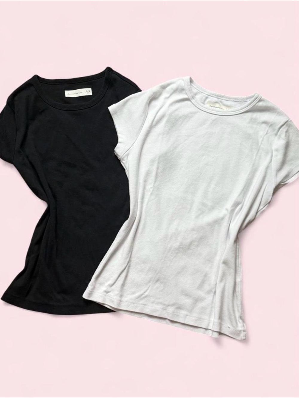 Abercrombie & Fitch Black and White Short Sleeve Crew Tees